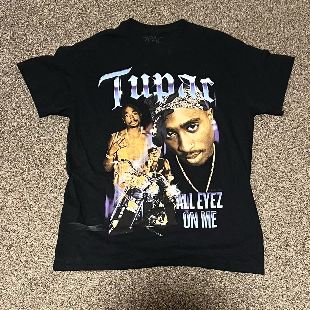 Tupac Graphic Tee
